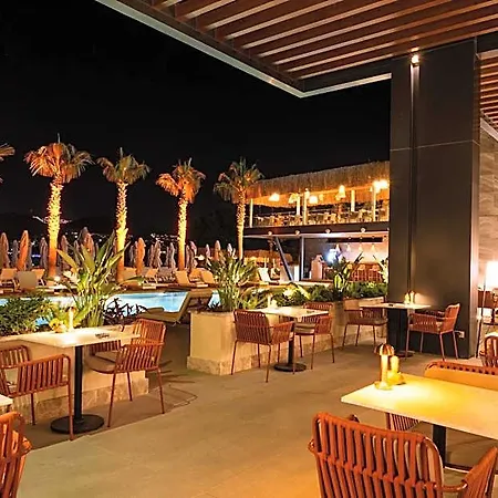 فندق Arts Bodrum 3*
